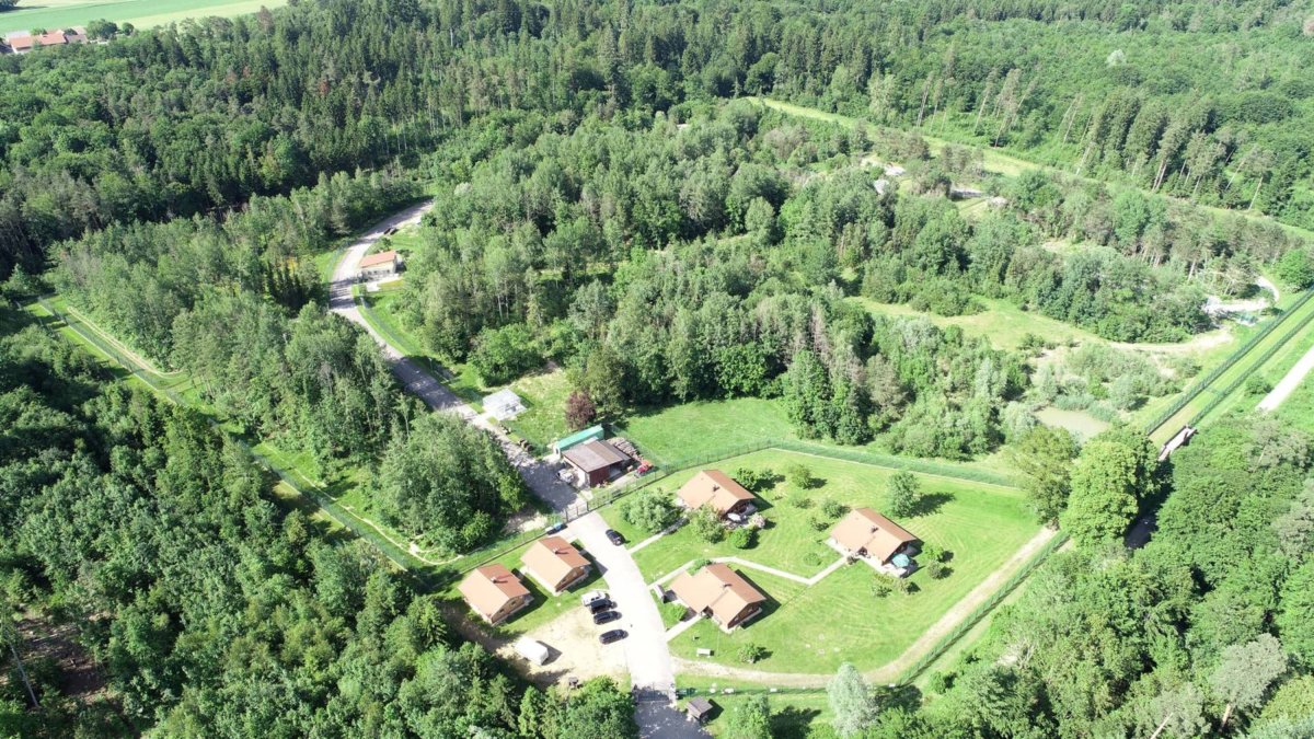 Vista del santuario de osos Gnadenhof für Bären, en el municipio alemán de Bad Füssing, a menos de dos horas de Múnich. en donde vivirán Luna y Ponderoso, los osos del Coto Escolar de León.