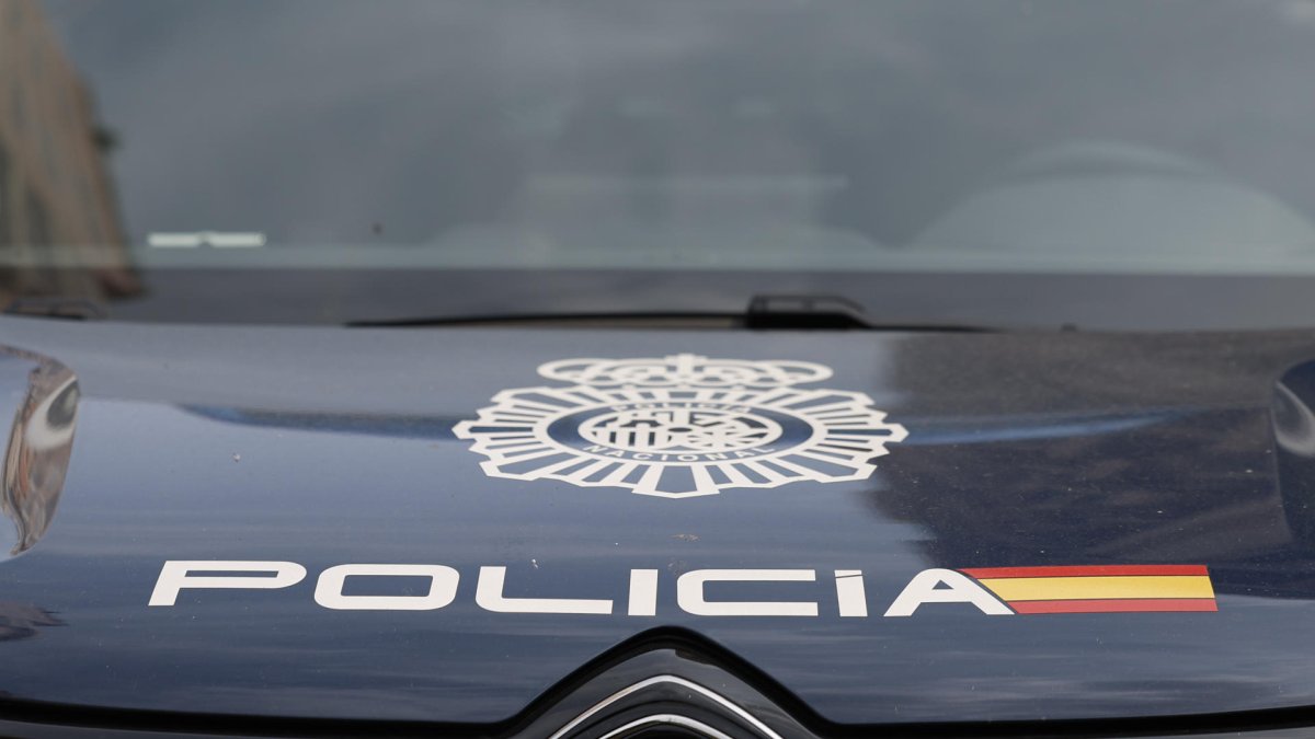 Coche de la Policía Nacional, conocidos como coches Z, utilizados en situaciones de vigilancia y patrullaje. EFE/Mariscal.