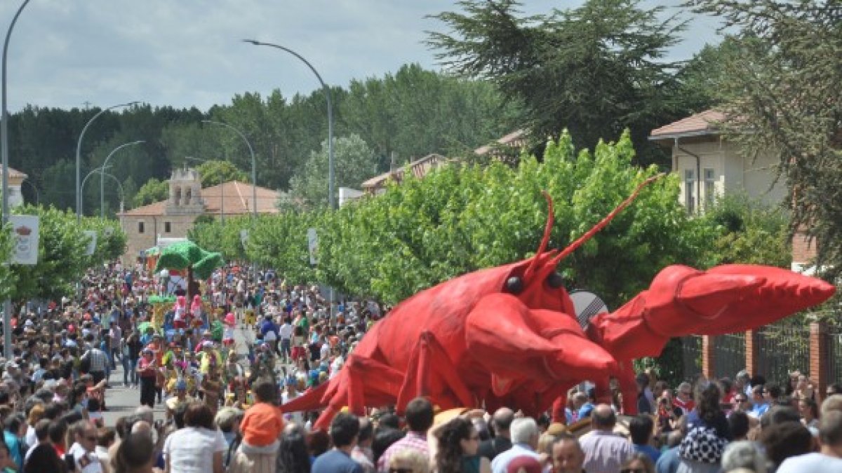 Las fotos más curiosas del festival del cangrejo de río que apadrina Jesús Calleja