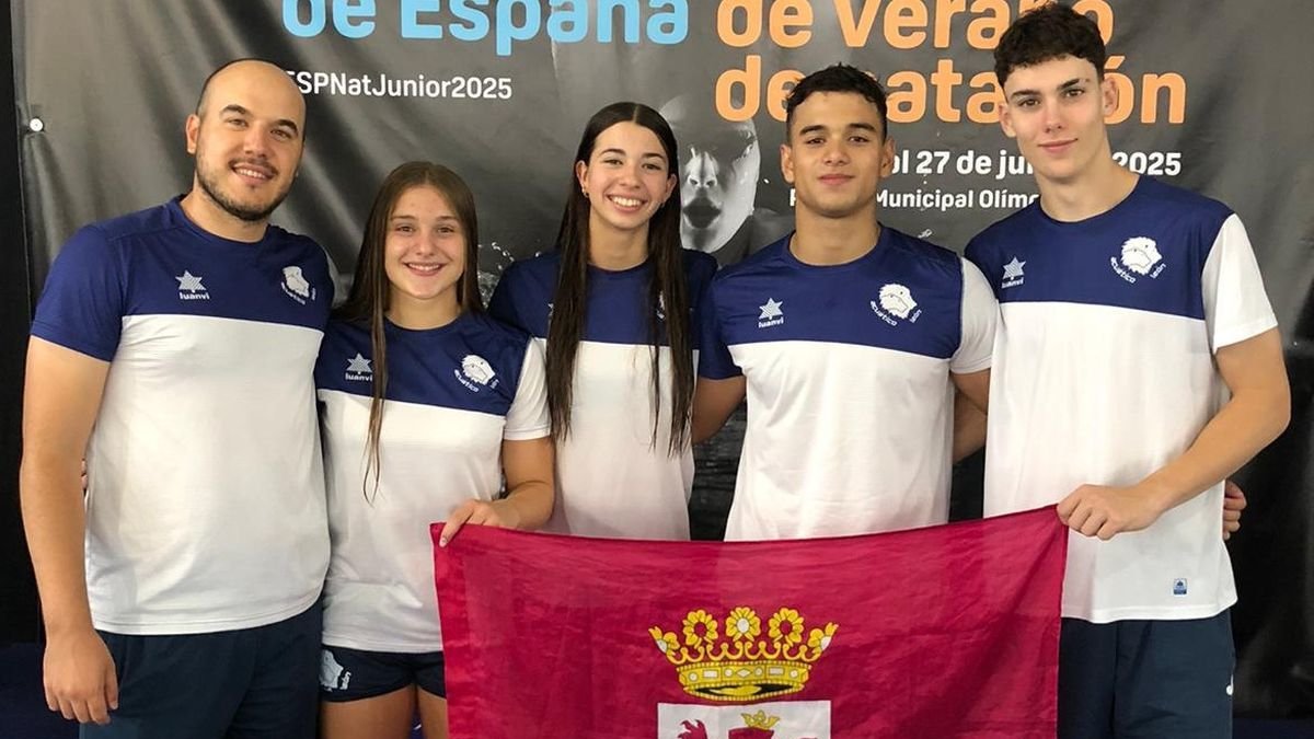 El Club Acuático León cierra una gran temporada.
