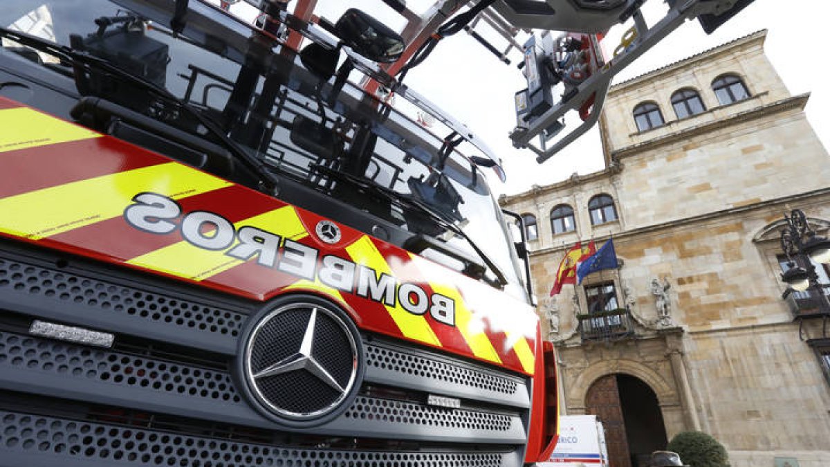 La Diputación de León acelera los trámites para los parques de bomberos de Bembibre, Pola de Gordón y Sahagún