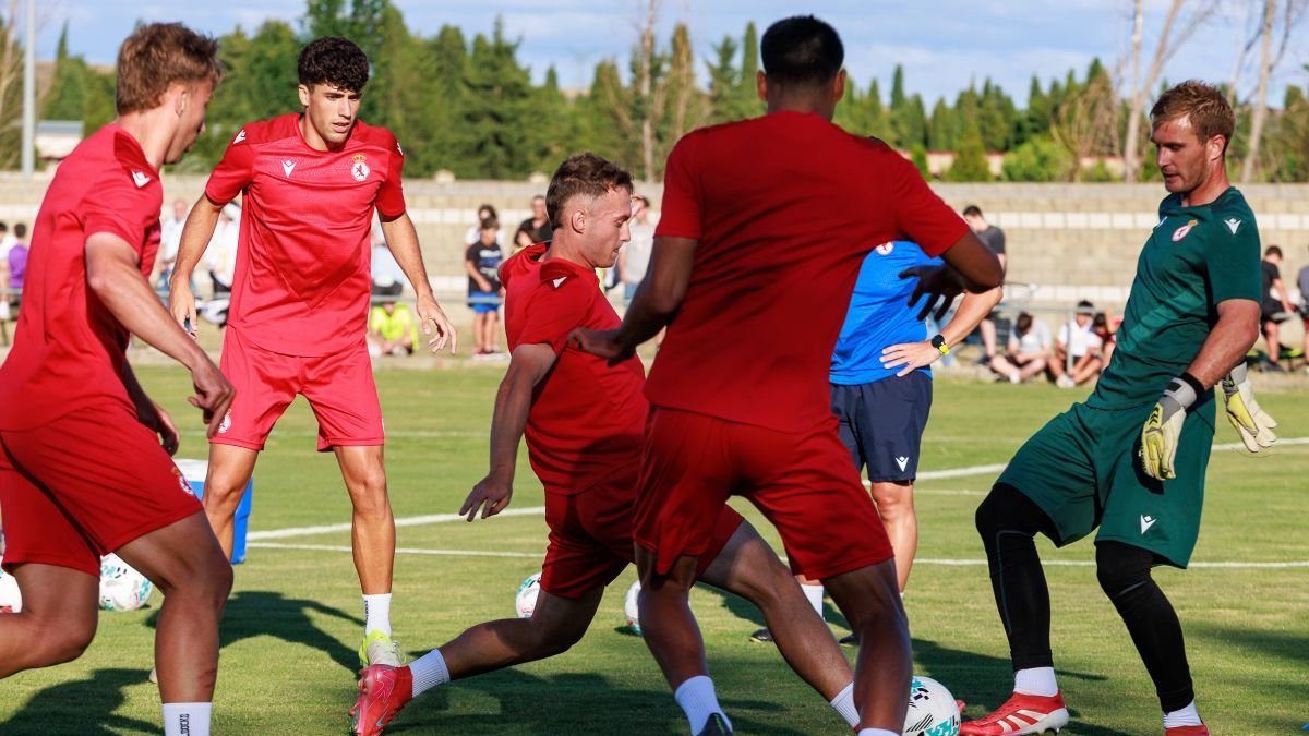 La Cultural sigue sumando jornadas en su pretemporada de cara a la Liga.