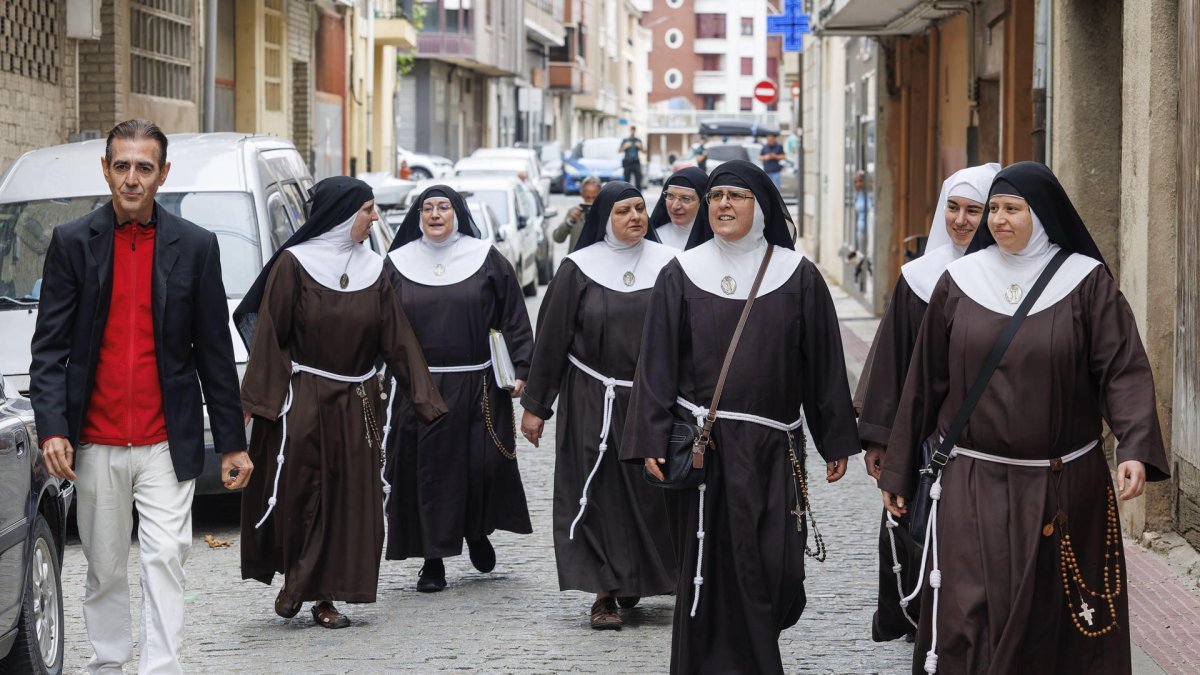 Las ocho religiosas excomulgadas por su decisión de separarse de la Iglesia católica, en una imagen de archivo. EFE/Santi Otero.