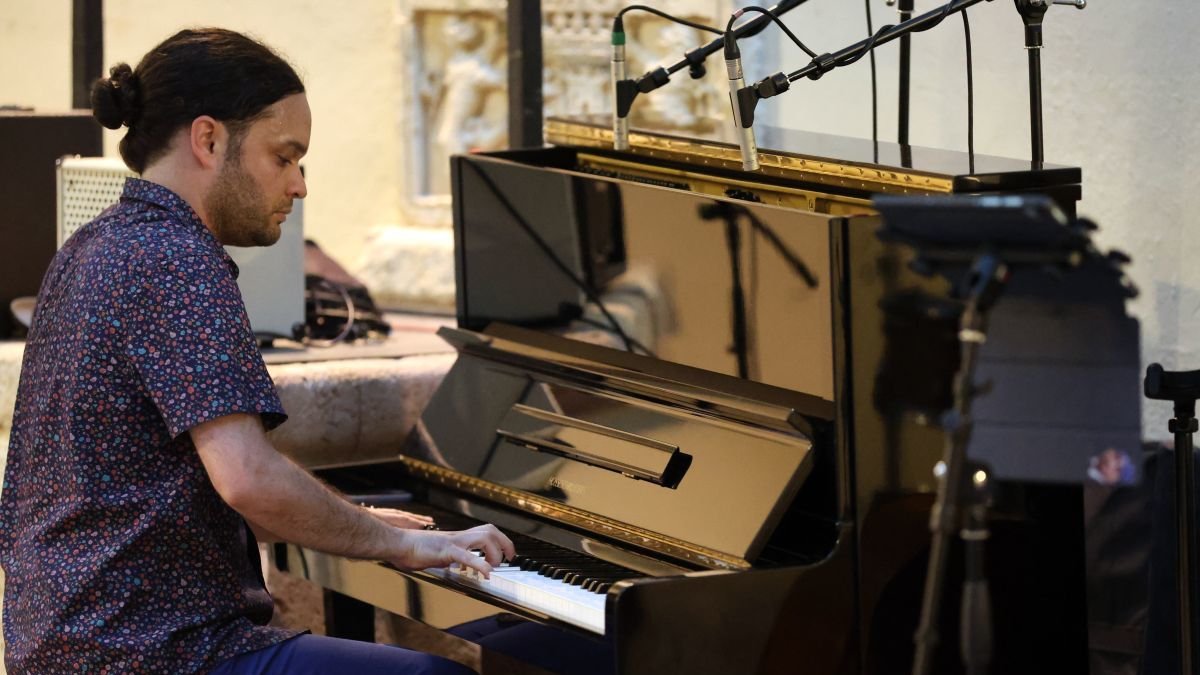 Mario Morla da el salto discográfico con su primer larga duración, que llevará el título de 'Fading Colours'.