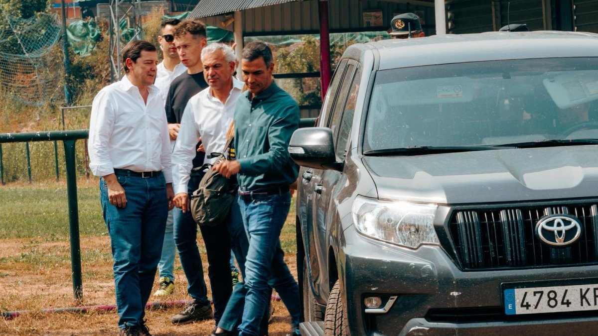 Sánchez, a su llegada a Caboalles.