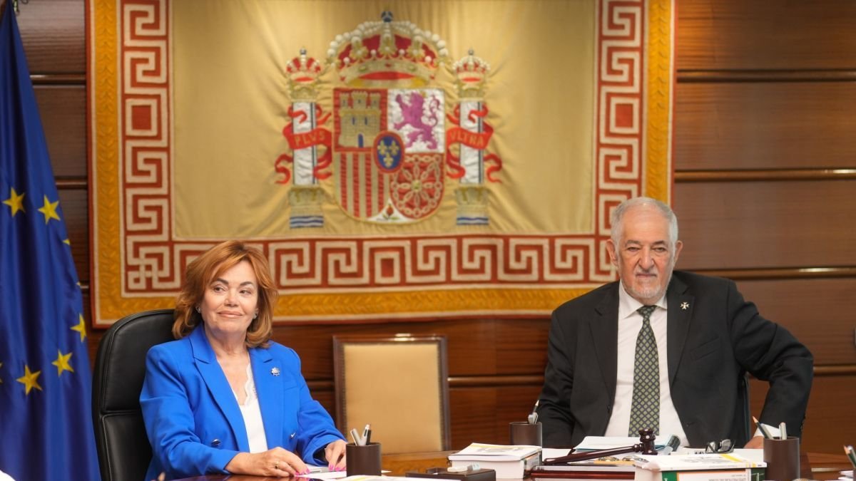 Cándido Conde Pumpido e Inmaculada Montalbán.