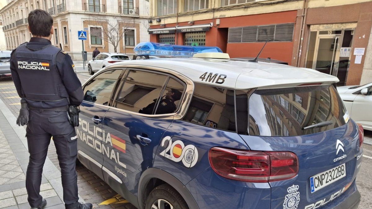 V Granadi prijeli dvanajstletnika z drogo, orožjem in strelivom