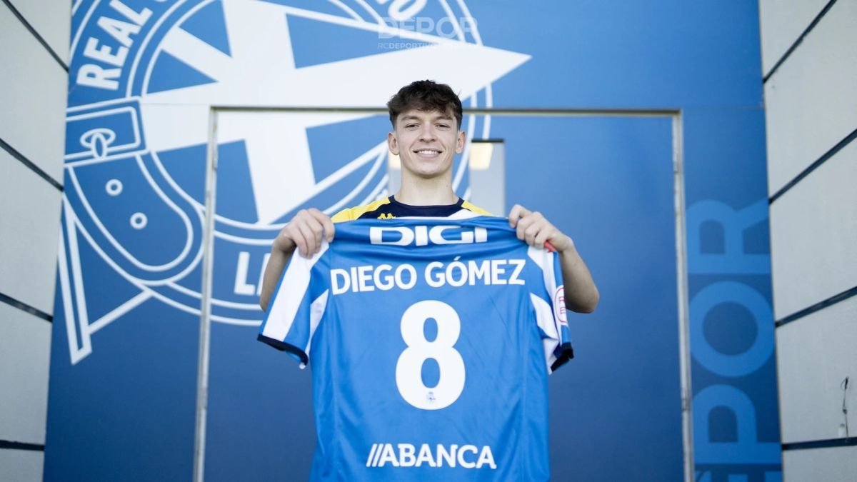 El jugador de Amoeiro se le escapó a la Deportiva cuando ya lo tenía casi cerrado.