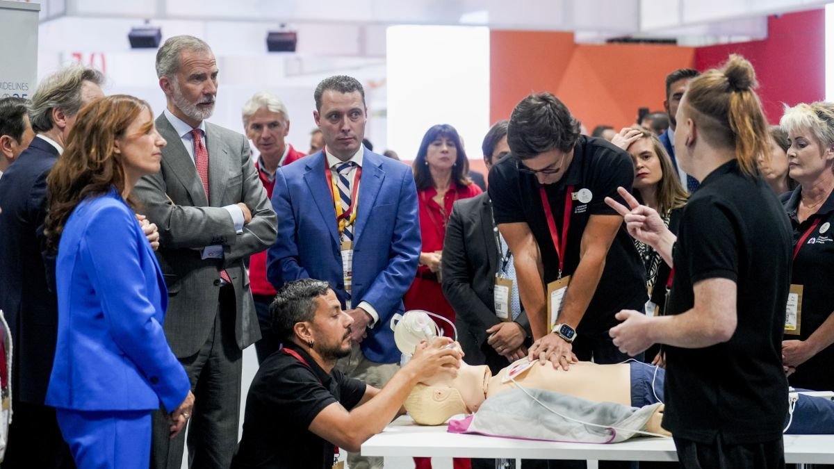 Felipe VI asiste al Congreso de Cardiología.
