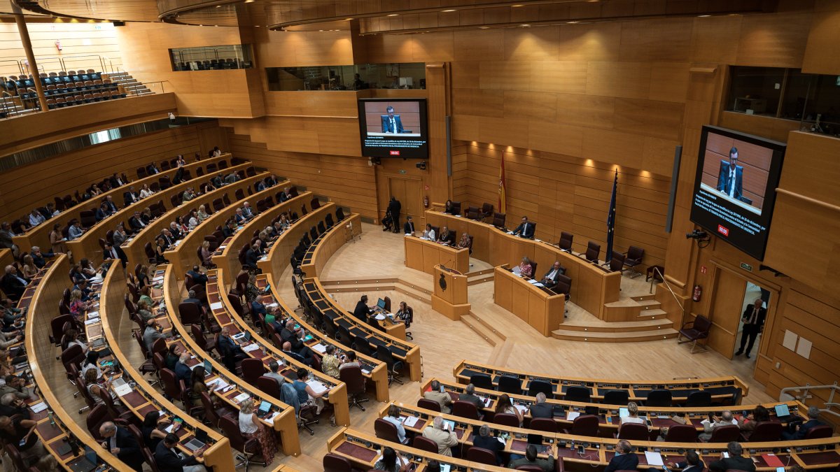 Španski senatorji kopičijo nepremičnine, Maria Salom izstopa z desetimi stanovanji in dvajsetimi parkirnimi mesti