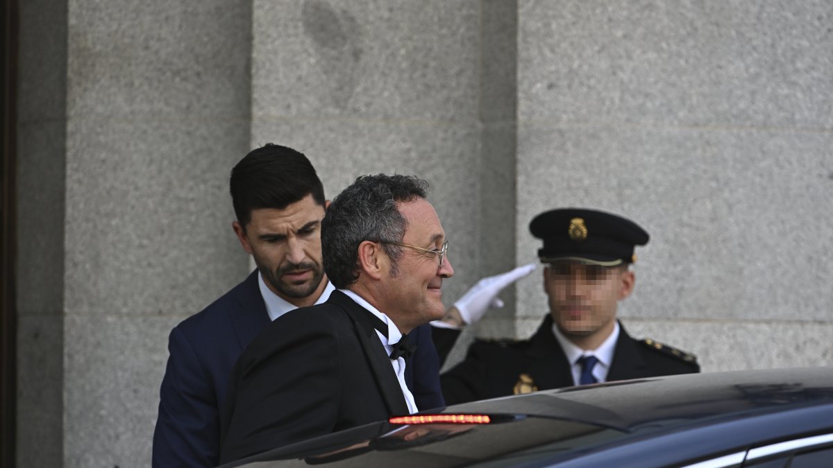 El fiscal general del Estado, Álvaro García Ortiz (c), a su salida el pasado viernes del Tribunal Supremo tras el tradicional acto de apertura del año judicia