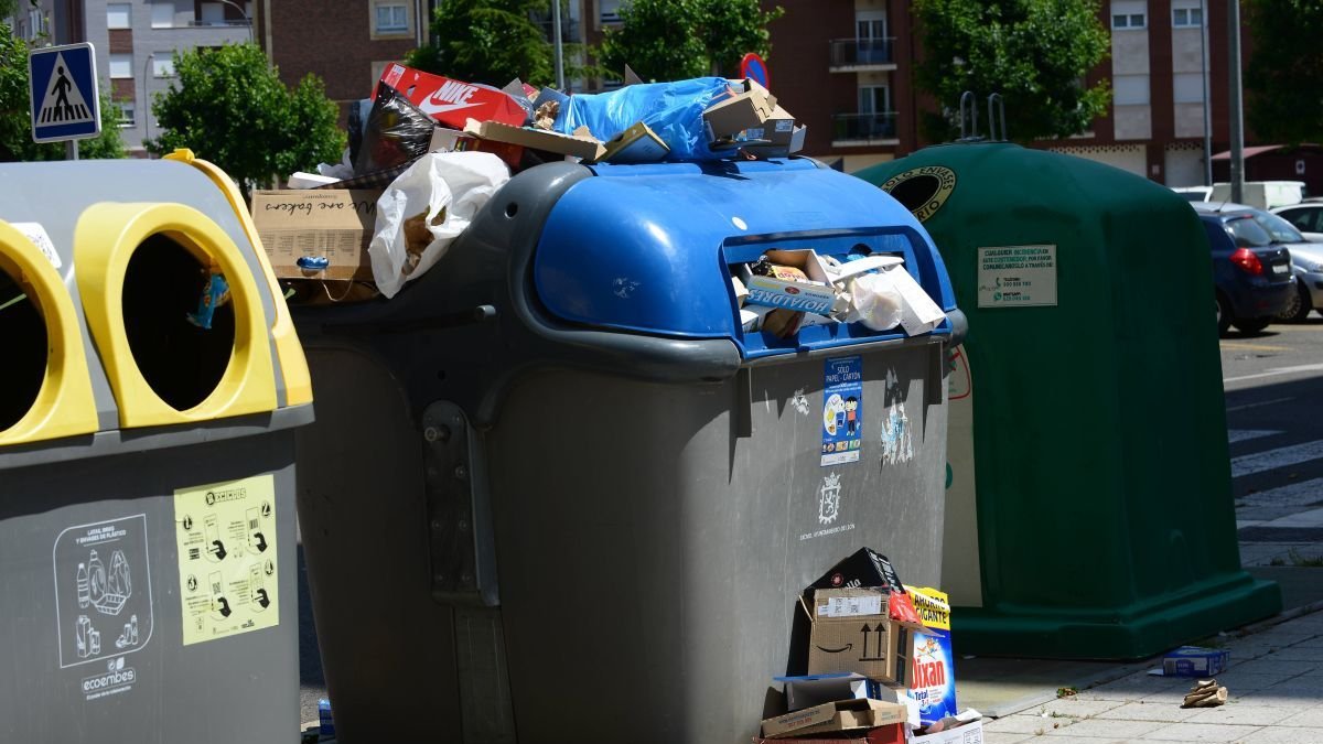 El nuevo recibo del Ayuntamiento de León aúna las antiguas tarifas de recogida y tratamiento de residuos urbanos