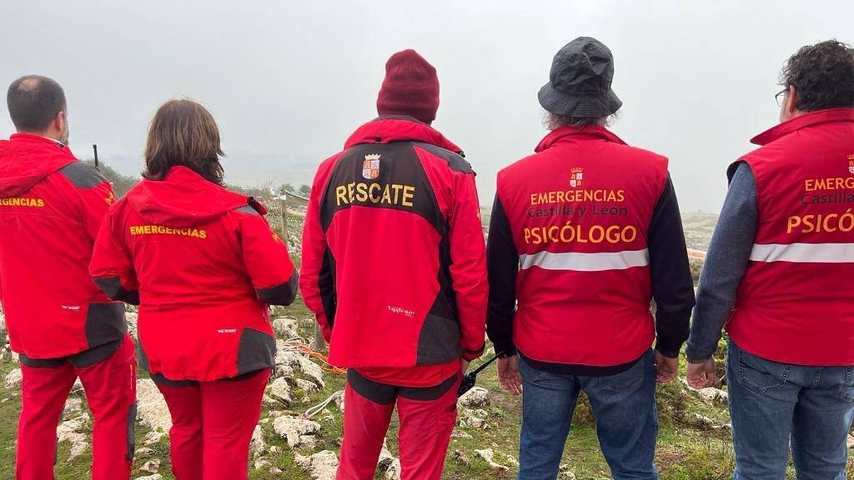 Miembros del grupo de atención en catástrofe.