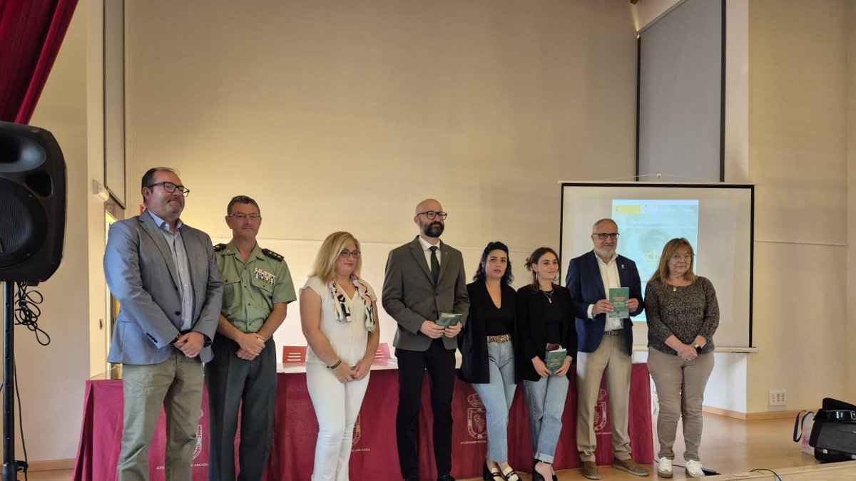 Inauguración de la jornada ‘Contra la violencia de género: construyendo redes de apoyo en el ámbito rural para mujeres y familias’