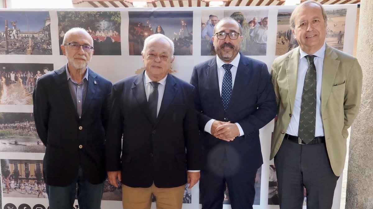 El consejero de Cultura, Turismo y Deporte, Gonzalo Santonja, inaugura en Tordesillas los actos con motivo del Día del Turismo de Castilla y León.