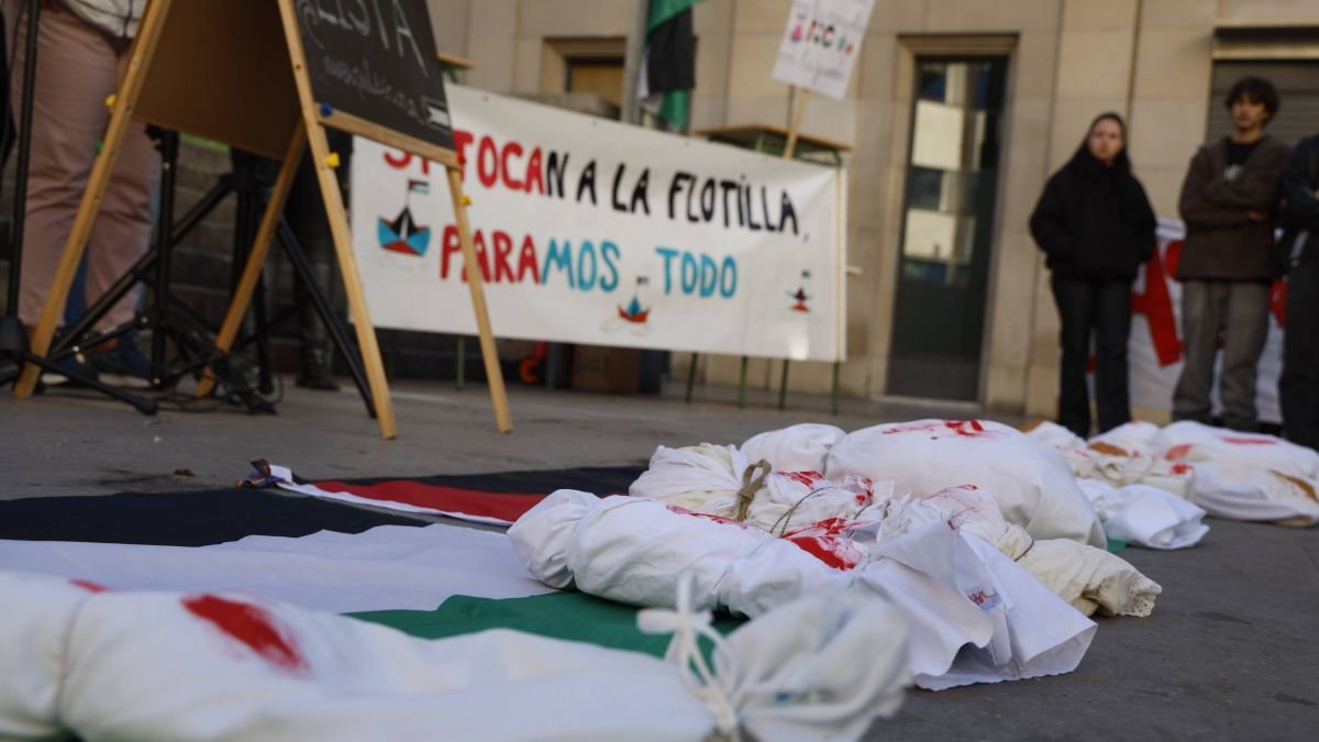 Lectura ininterrumpida de los nombres de los niños muertos en Gaza.