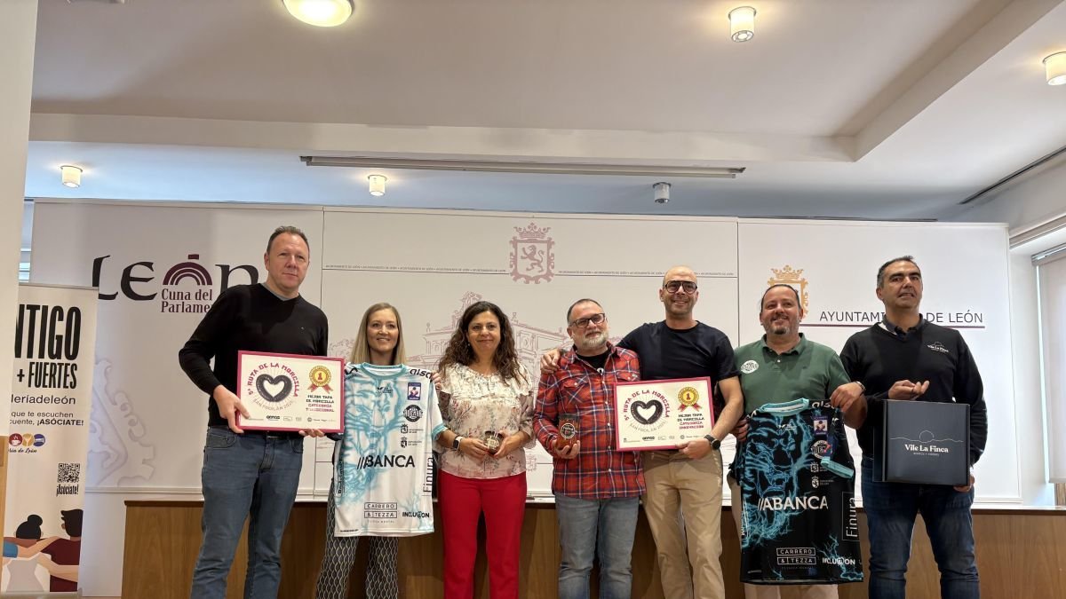 Entrega de los premios en el Ayuntamiento de León.