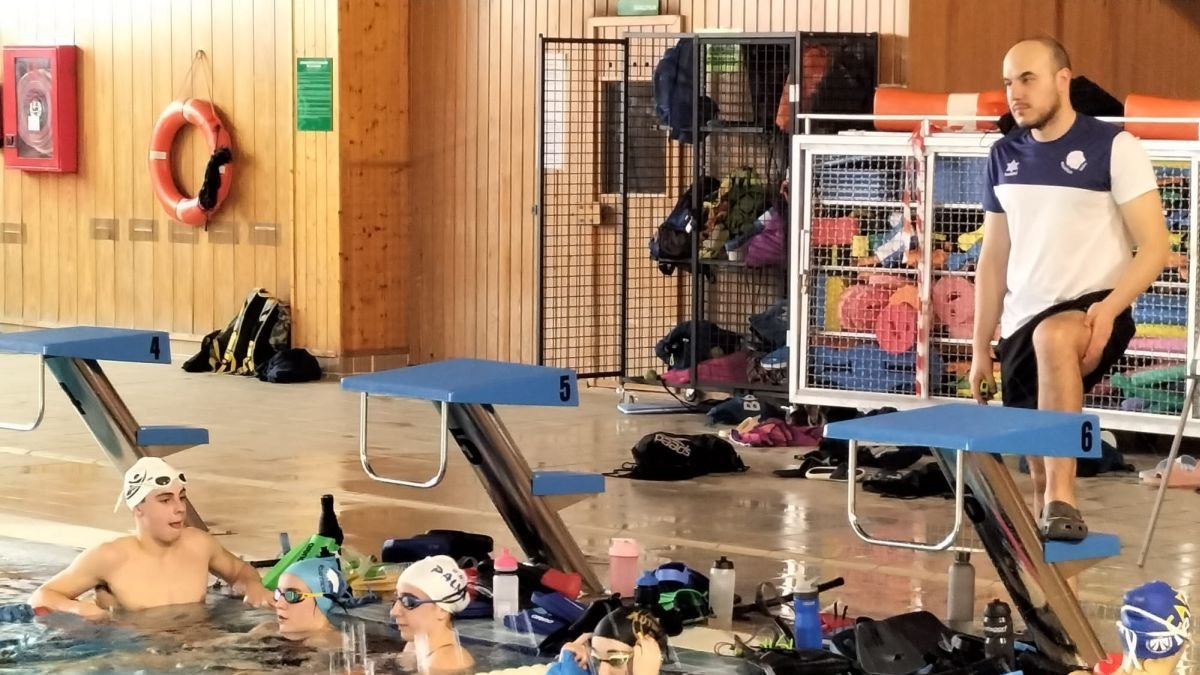 Javier Díez en un entrenamiento del CD Acuático León.