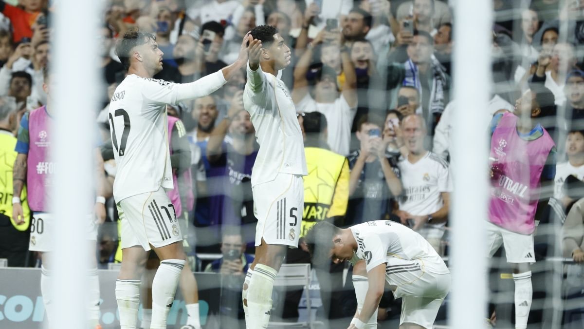 Bellingham celebra su gol, el que a la postre le dio el triunfo al Real Madrid.