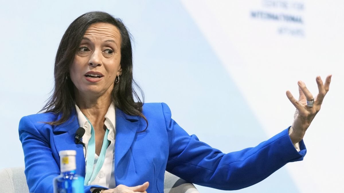 La presidenta de Redeia, Beatriz Corredor en el foro internacional World in Progress.