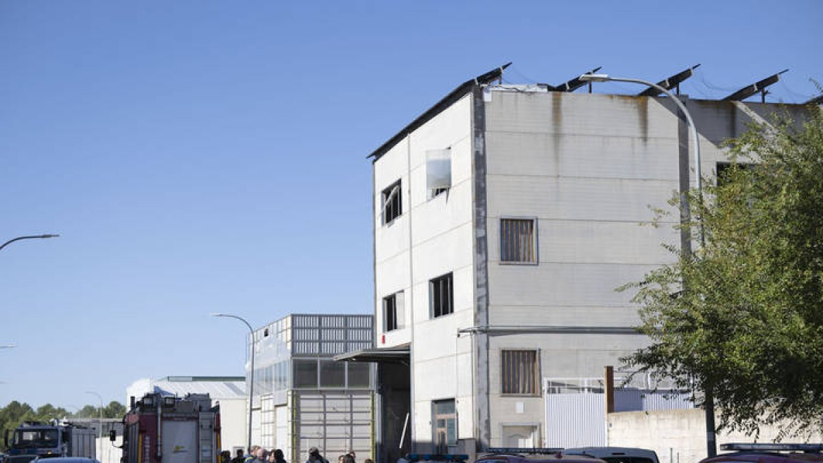 Imagen de la empresa de tratamiento de residuos sanitarios en Socuéllamos (Ciudad Real). EFE/ Jesús Monroy