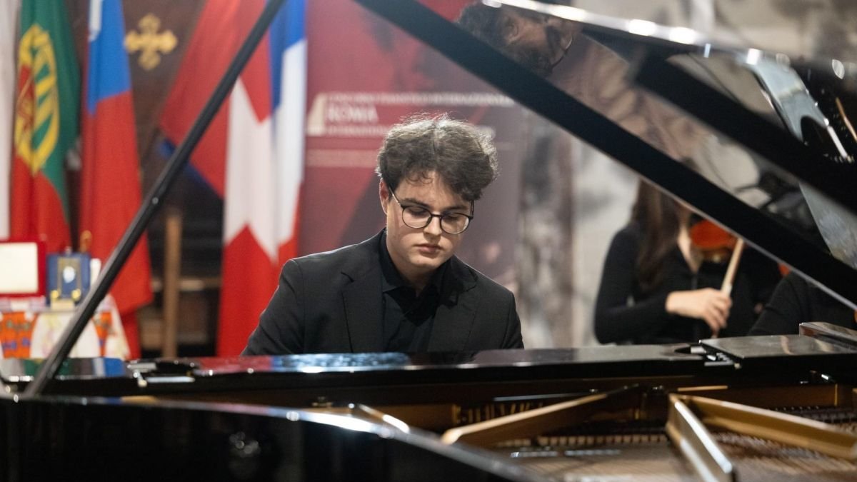 Pierpaolo Buggiani (Italia) actúa hoy en la Sala Eutherpe a partir de las 19.30 horas. DL