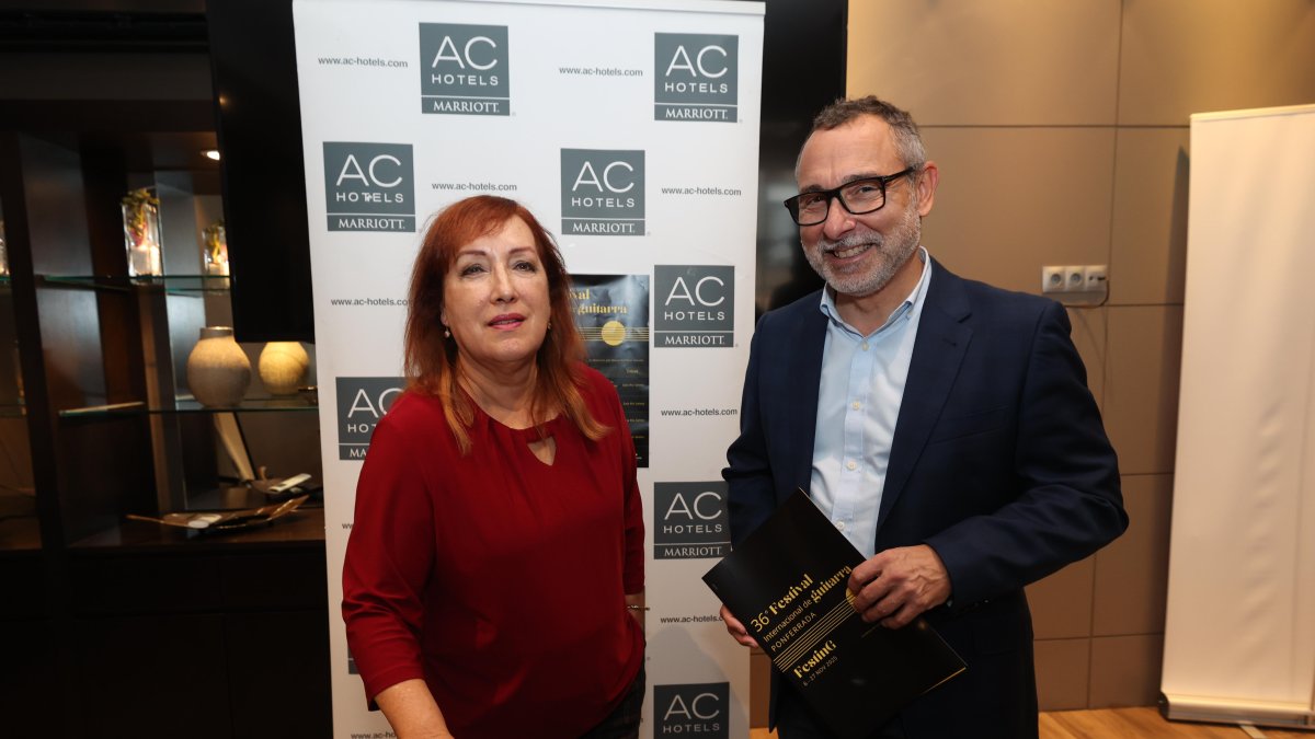 María José Cordero y Carlos Cortina en la presentación