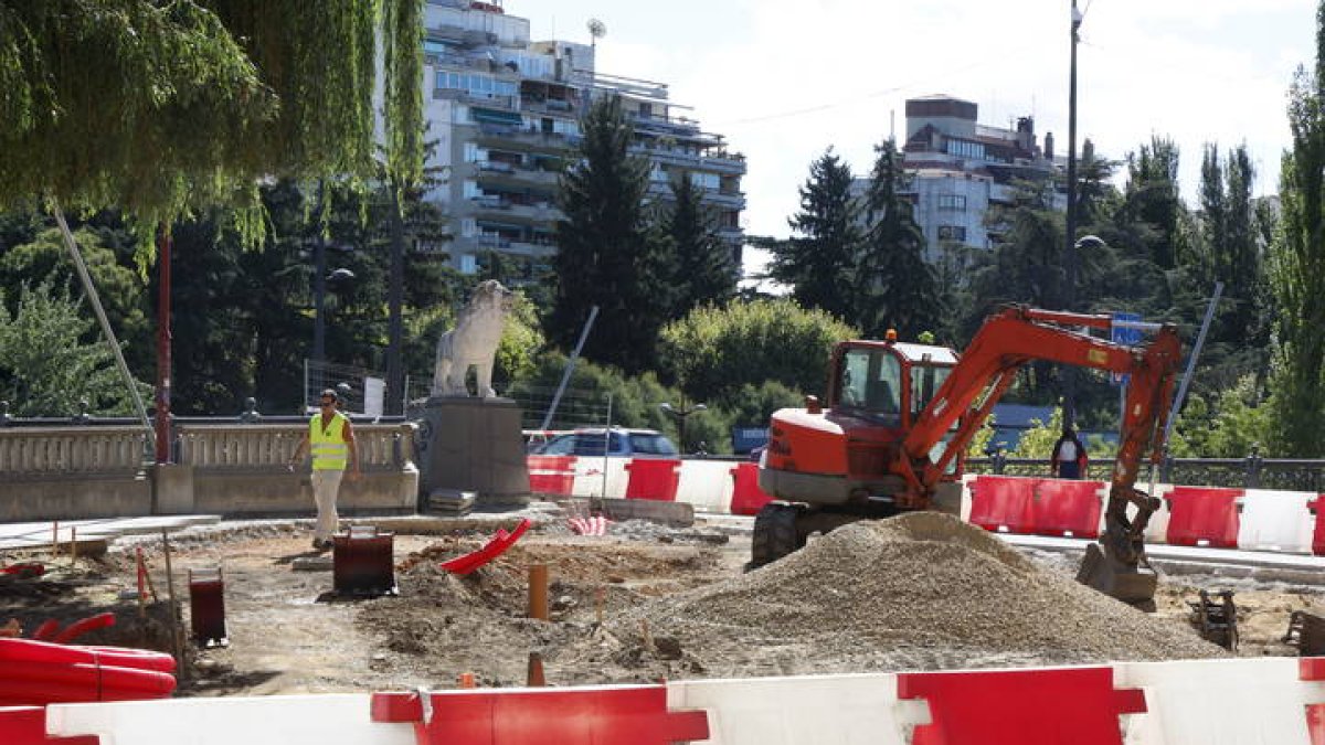 La glorieta ya va cogiendo forma.