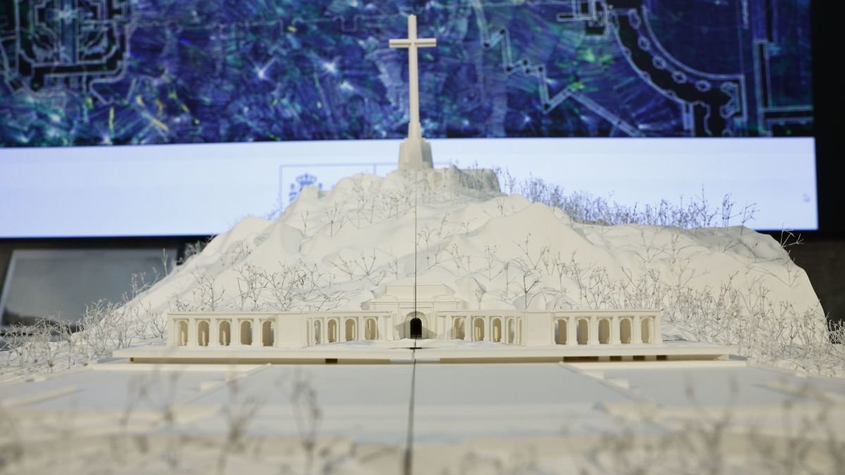 Maqueta del proyecto 'La base y la cruz.