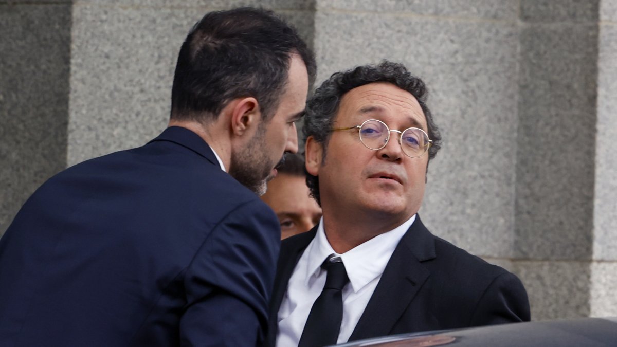 El fiscal general, Álvaro García Ortiz, a su llegada este jueves al Tribunal Supremo donde continúa el juicio que podría quedar visto para sentencia este jueves después de que las partes emitan sus conclusiones e informes definitivos.