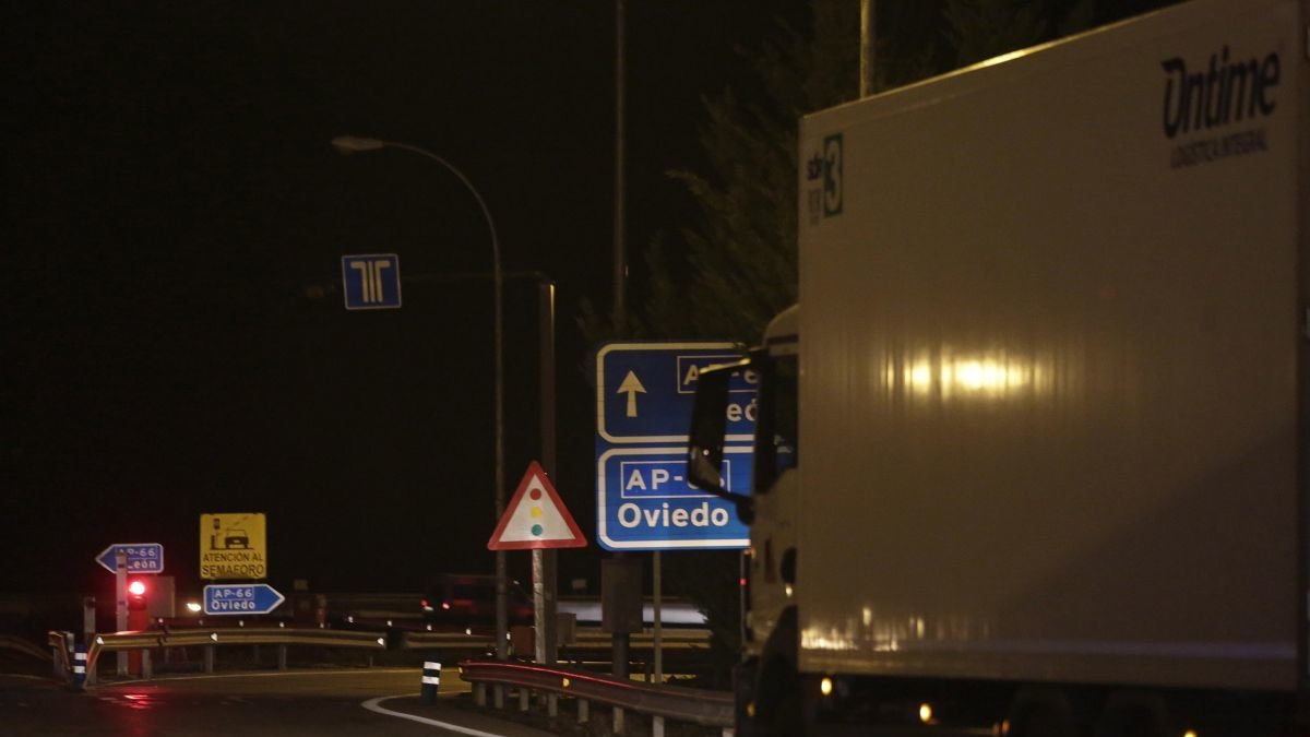 Un tramo de acceso de la AP-66.