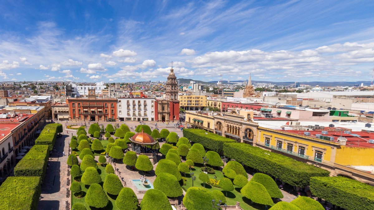 El corazón histórico de León (México) combina la traza urbana colonial con un vibrante dinamismo contemporáneo