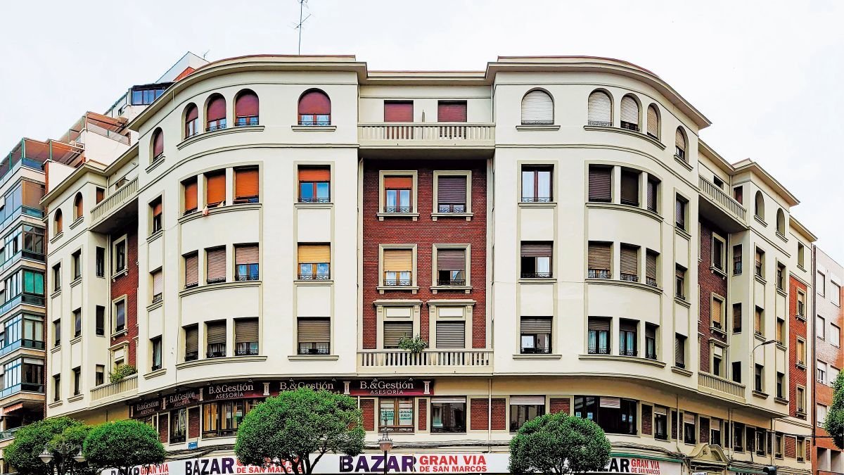 C/ Roa de la Vega, número 14.