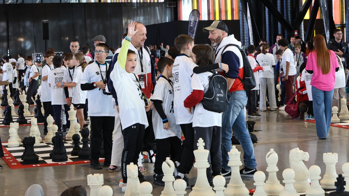 El Palacio de Exposiciones de León acoge la gran final de Pequeños Gigantes, que cita a 300 escolares.