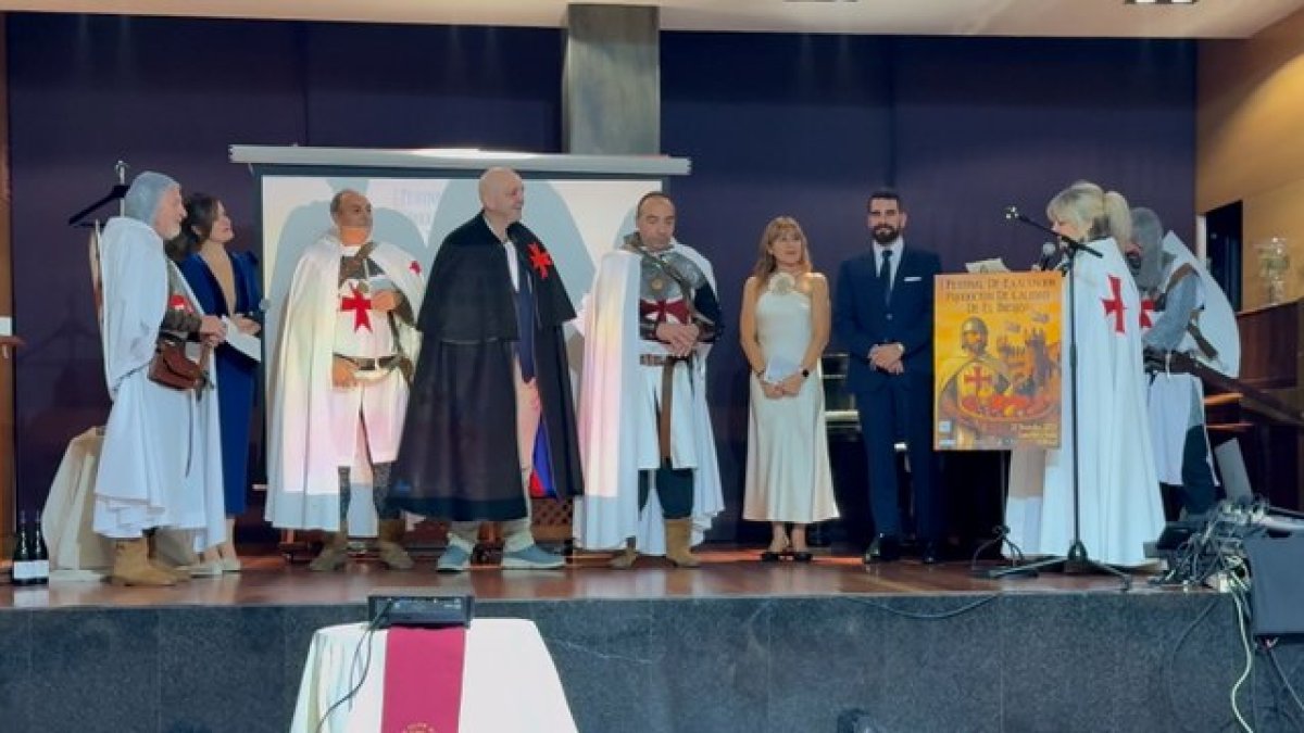 Momento en el que Miguel Álvarez Gundín se convierte en Padrino.