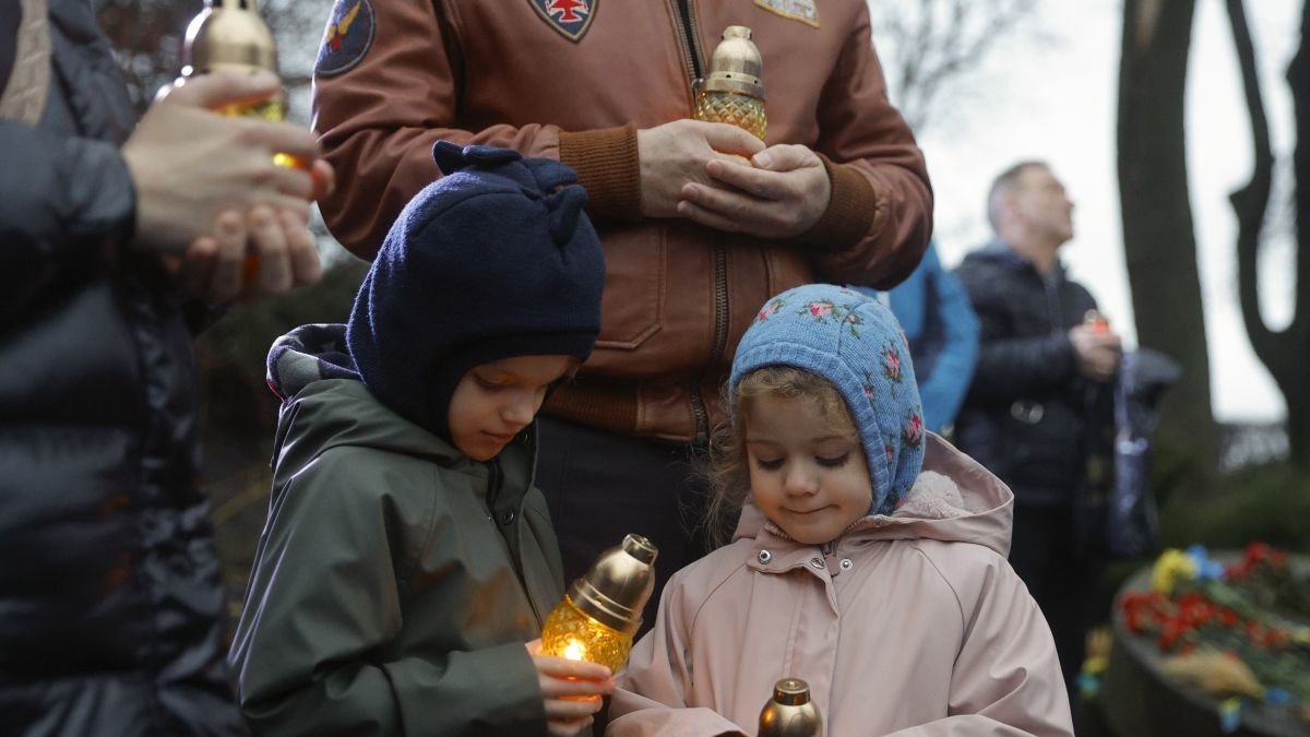 Imagen de la conmemoración de la matanza por hambruna de los ucranianos por Rudia, el Holodomor.