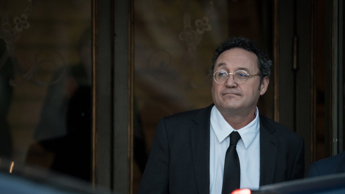 El fiscal general del Estado, Álvaro García Ortiz, a su salida del Tribunal Supremo el último día del juicio en su contra por la revelación de secretos contra Alberto González Amador, pareja de la presidenta madrileña, Isabel Díaz Ayuso.