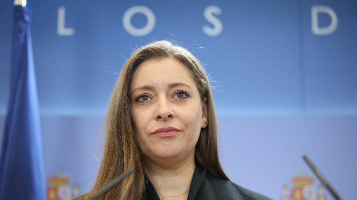 La portavoz del grupo parlamentario Popular, Ester Muñoz.