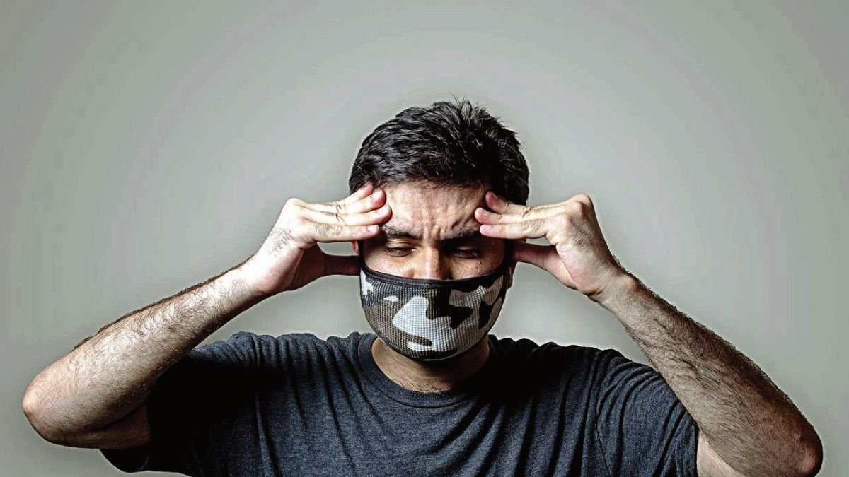 Los síntomas de la gripe y el covid son parecidos, con fiebre y dolores musculares.