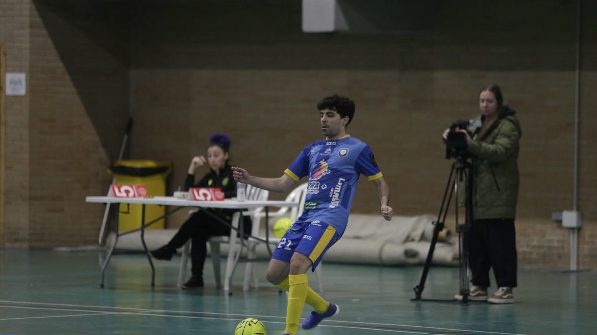 Blin, autor del tercer gol, inició la remontada.