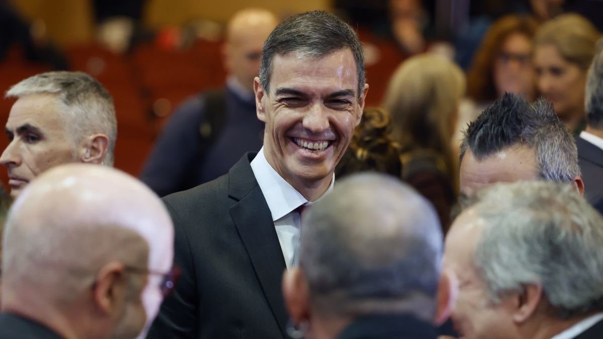 Pedro Sánchez en la clausura del acto de presentación del Plan España Auto 2030, ayer.