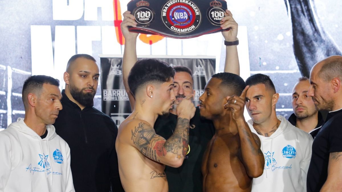 Antonio Barrul y Fran Mendoza, durante su cara a cara previo al combate.