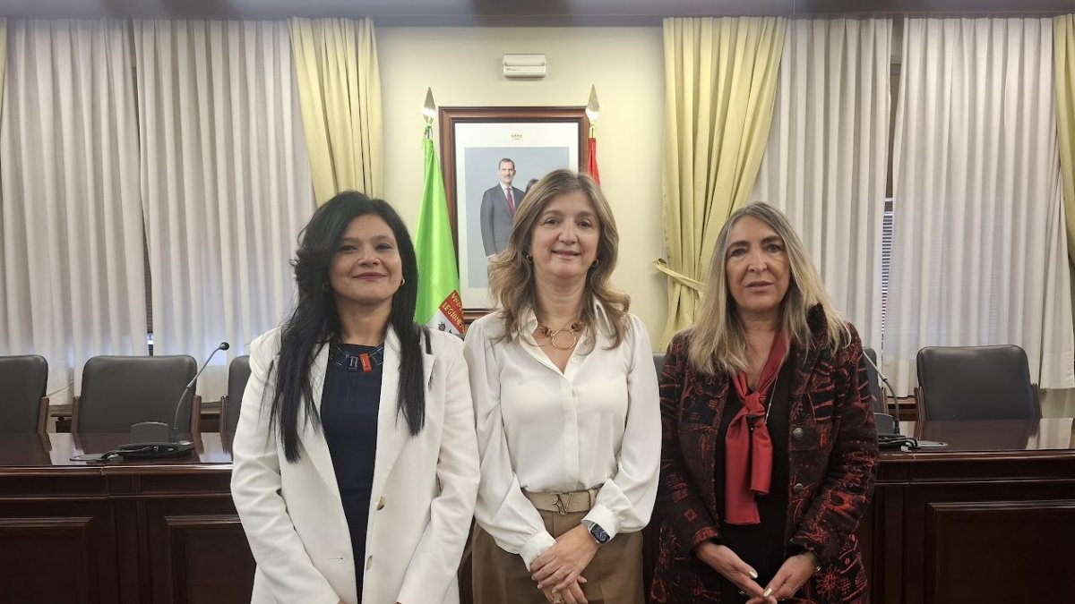 Toma de posesión de la nueva directora de la Escuela de Minas.