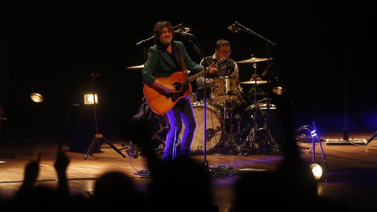 Quique González, en un concierto pasado en el Auditorio, regresa a León este viernes para actuar en Espacio Vías.