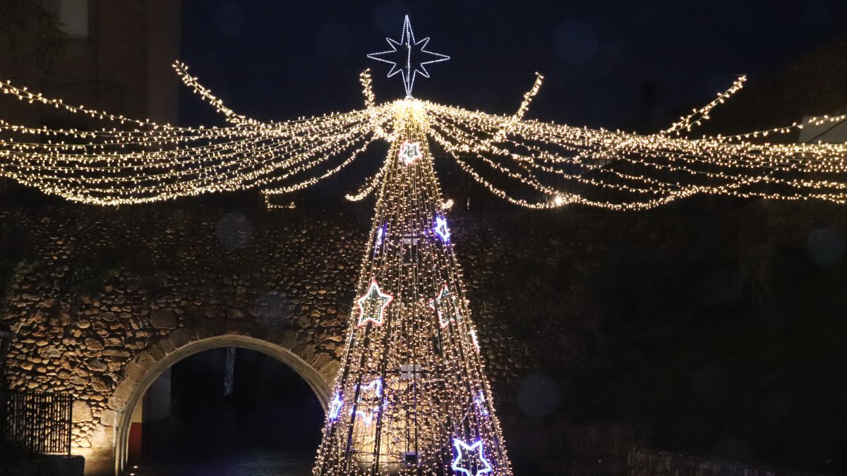 Ya se sabe cuál es el primer pueblo de León en encender las luces de Navidad