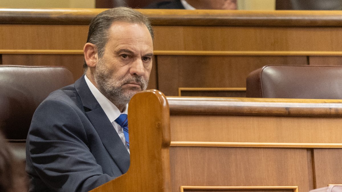 El PP vuelve a citar a Ábalos en el Senado tras rechazarlo el Supremo y ...