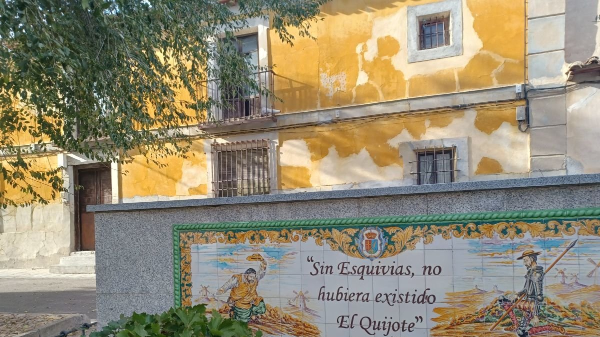 Casa solariega de Catalina Salazar, mujer de Cervantes.