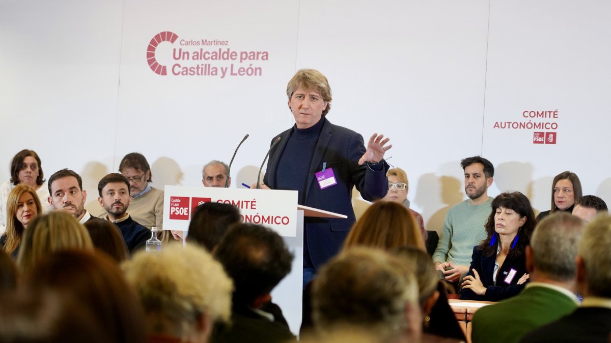 Carlos Martínez en el Comité Autonómico del PSOE.