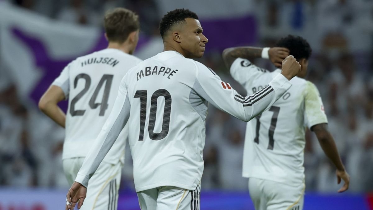Récord de Mbappé entre silbidos de un Bernabéu harto del Real Madrid