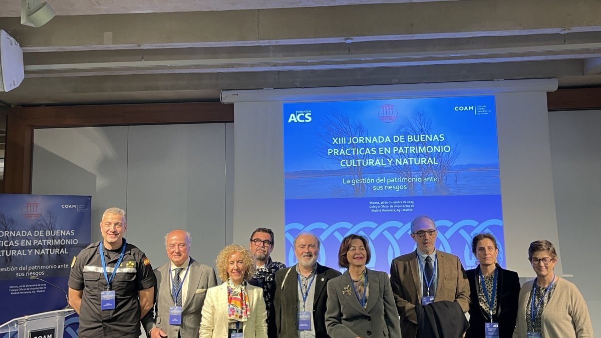 Foto de familia de la XIII Jornada de Buenas Prácticas organizada de Hispania Nostra.